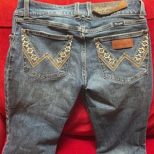 2 for 70 NWT wrangler retro low rise Sadie bootcut w embroidery (26x32)